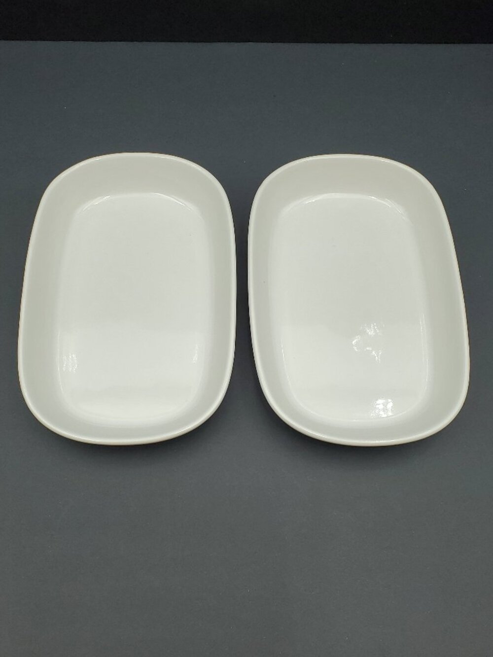 Pfaltzgraff United Airlines Small Oval Dessert Plates Side Plates Sidekicks
